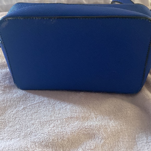 Michael Kors Jet Set East West Crossbody - Picture 3 of 3